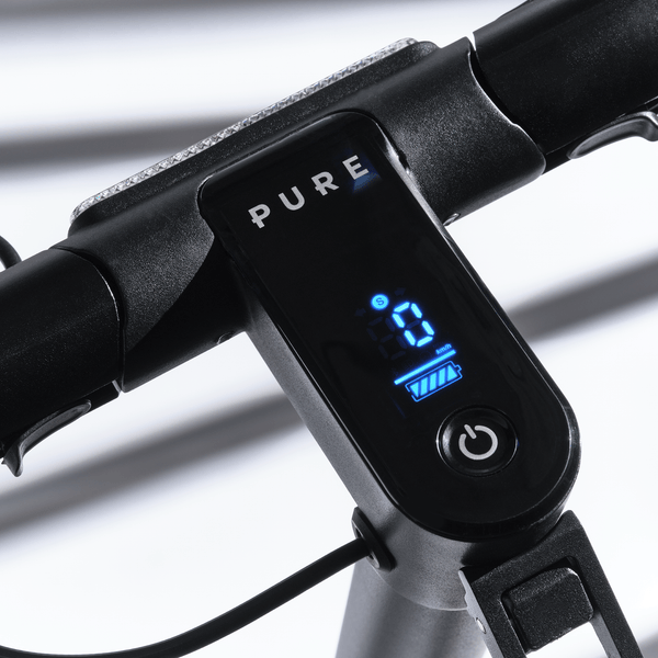 pure advance+ electric scooter feature display