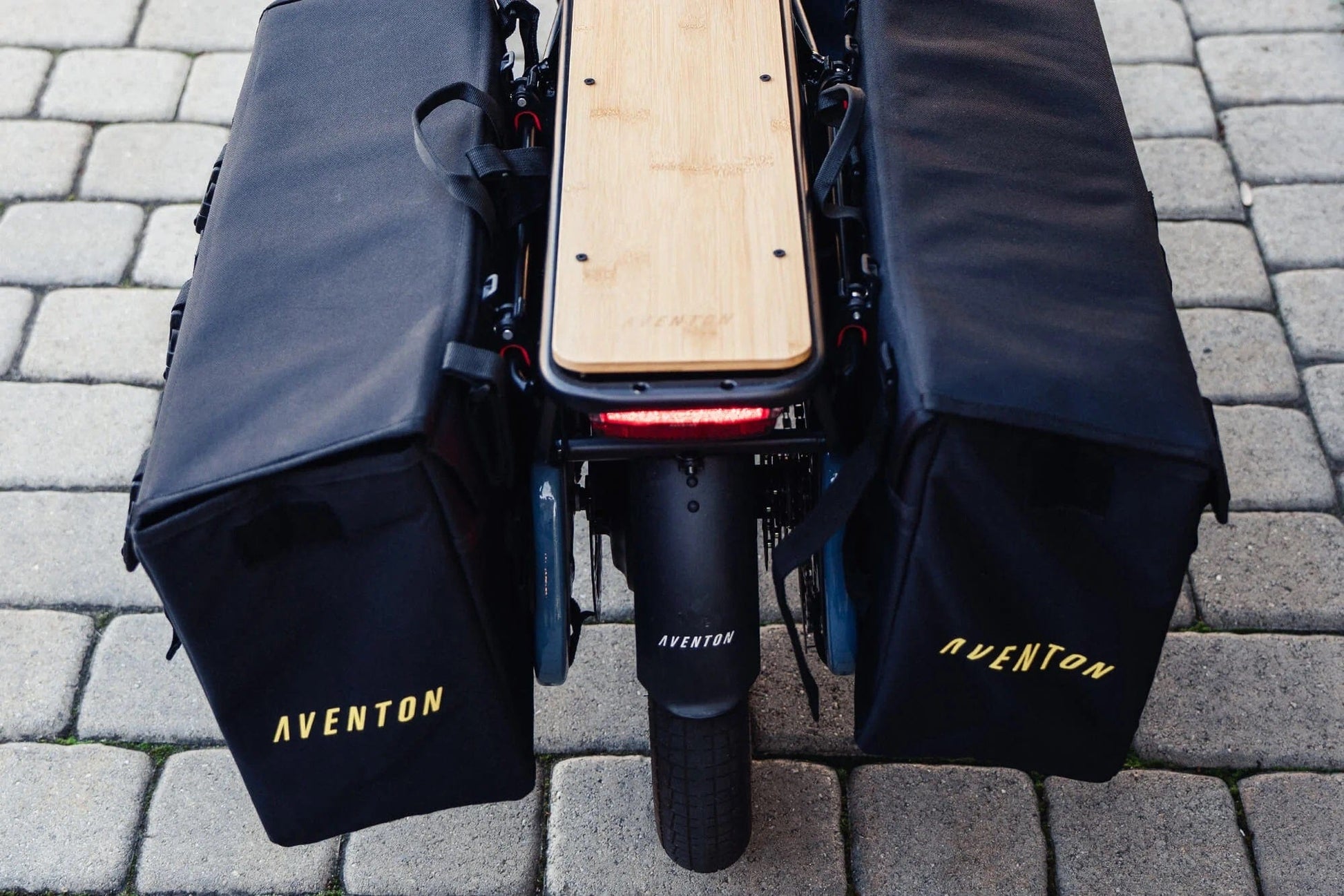 aventon abound pannier side bag